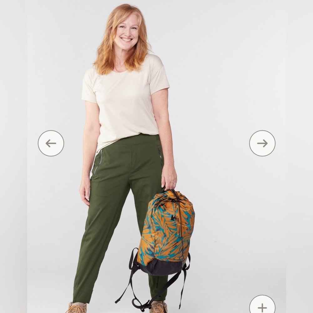 Athleta Green Hiking Pants 🥾 Size 8 🥾 Trekkie North Jogger 🧳 Travel Pants 👖